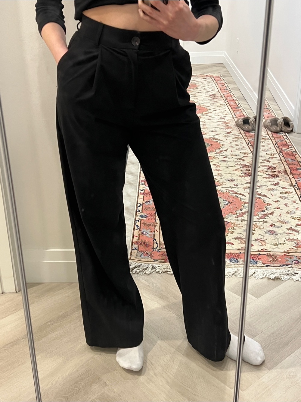 Zara Black High-Rise Wide-Leg Pleated Trousers